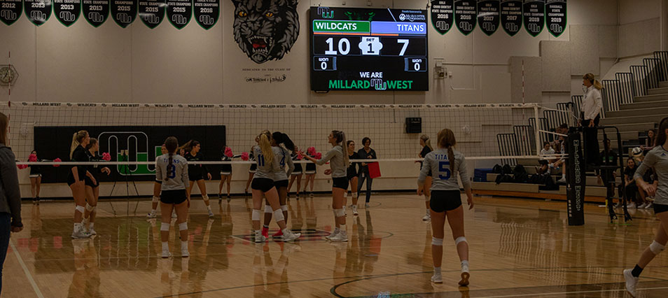 iB1609 Basketball LED Video Scoreboard with Leaderboard at Glenwood High School